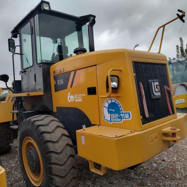 CAT950F Used Wheel Loader in Good Working Condition and with Strong Energy