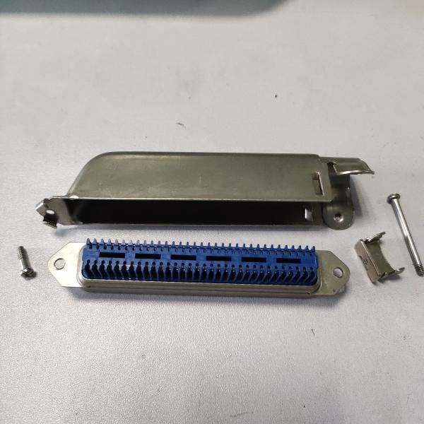 57-70640 Amfenol Conector 90 Graus IDC Plug macho 32 pares Conector 64 pin Para Huawei DSLAM
