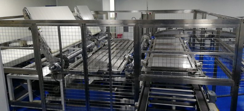 Сальто над производственной линией торта торта зубочистки цыпленка Depanner автоматической