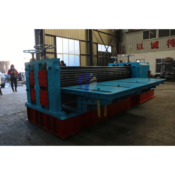 PLC Control Hydraulic Cutting Corrugated Metal Roofing Machine 4Meter Feed Width