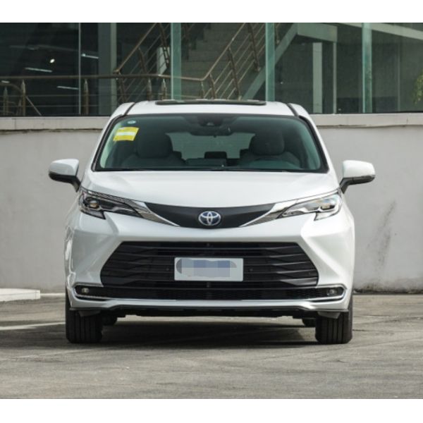 Coche híbrido de la versión 2.5T 189HP L4 5Door 7seats MPV de la tierra de Siena 2023 2.5L Shushi de TOYOTA