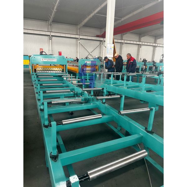 C21 Roof Sheet Rolling Machine 0-40M/Min Speed 23 Row Molding And PLC Control