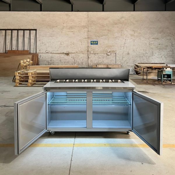 Pizza Sandwich Salad Prep Table Cooler 2 Doors for Hotel Kitchen
