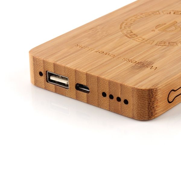 Portable Wooden Wireless Charger Short Cut Protection Over Temperature Protection