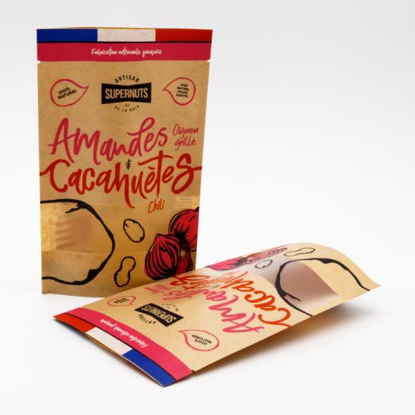 Bolsas de papel kraft reciclables y biodegradables para envasado de alimentos con ventanas transparentes y patrones de impresión personalizables.
