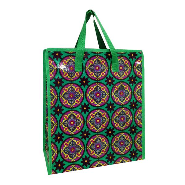 Reinforced Handles Recycled Shopping Bags Foldable Waterproof Durable Eco Friendly Reusable Tote Bags Ideal For Retail Grocery