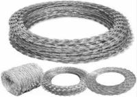 SS304 Grau de aço inoxidável resistente à tração Barbed Wire Razor para cerca de segurança