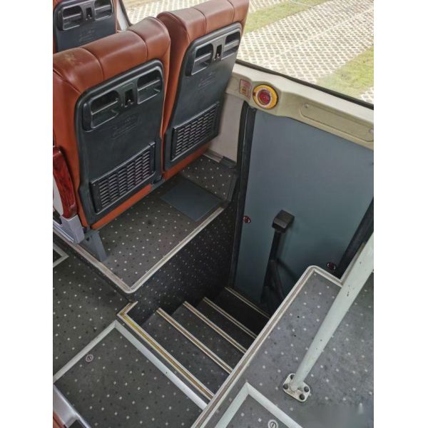 YOUNGMAN JNP6108 39 Seats WP 199kw Rear Engine Bus Used Passenger Bus Airbag Chassis Left Steering Leather Seats