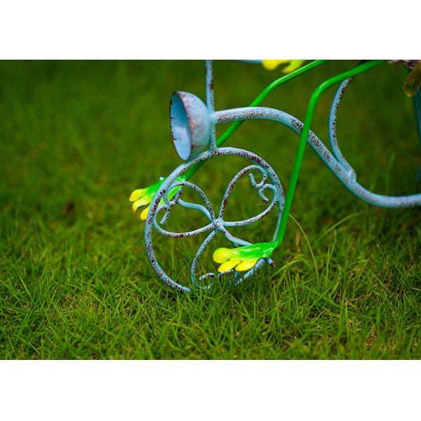 Цветочный горшок открытого сада внутреннего художественного оформления цветочного горшка велосипеда лягушки металла