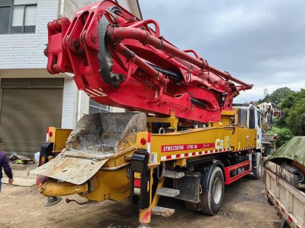 2020 Pompes montées sur camions 37m Pompes de béton d'occasion Pompes de camions d'équipement lourd Pompes de béton