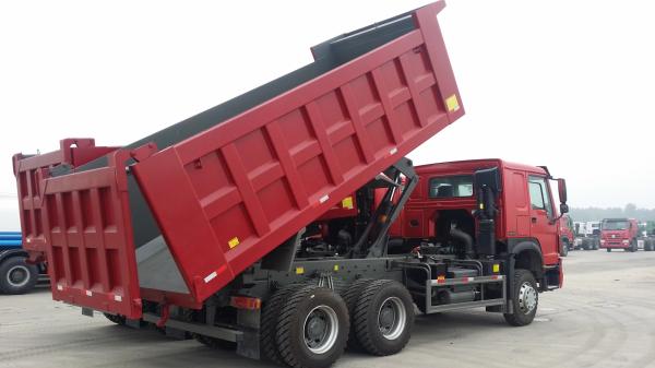 10 camions- résistants de Sinotruk HOWO 6*4 de rouleur