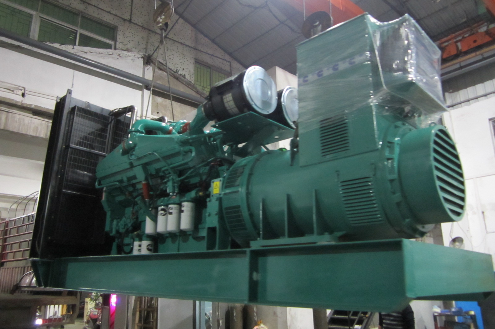 Генератор высоковольтное 800kw 50HZ альтернатора Cummins Perkins электромагнитный