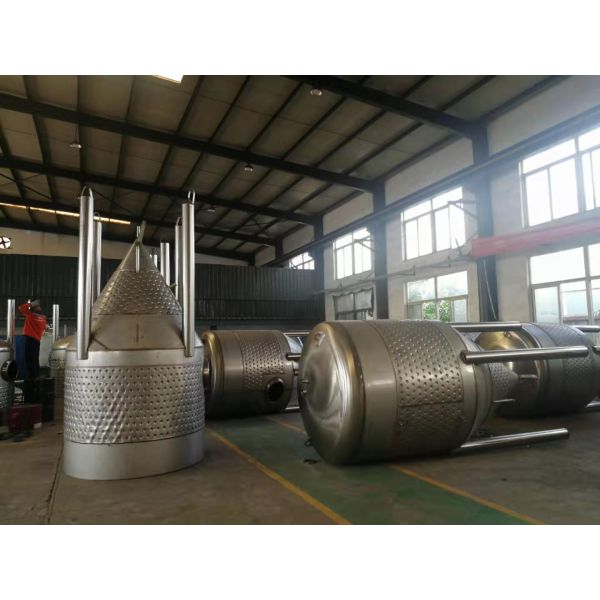 5000 L Cylindro Conical Fermenter Stainless Steel Fermentation Tank With Cooling Jacket