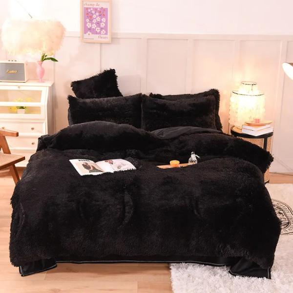 Polyester Filling Bedding Set Solid Color Flannel Duvet Cover Flat Sheet Pillowcase Sets