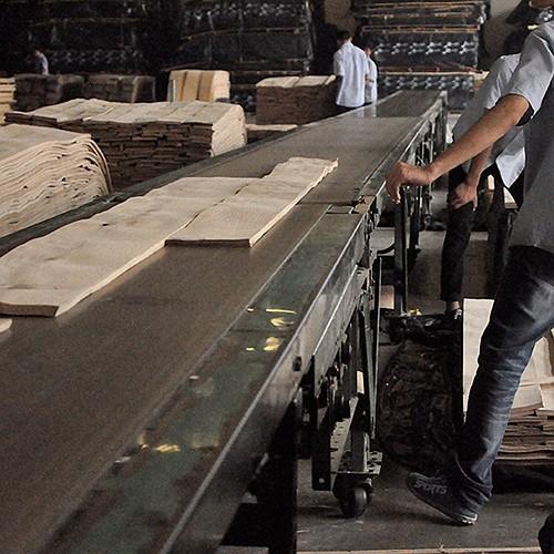 Flat Cut Crown Cut Natural Cherry Wood Veneer 0.15-0.5mm For Panel And Furniture Face