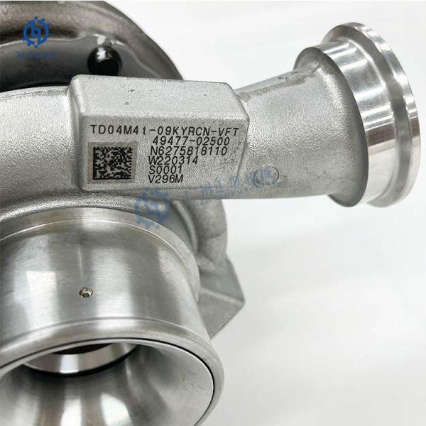 Le moteur est équipé d'un chargeur à roues pour les véhicules à moteur à roues de la marque Komatsu.