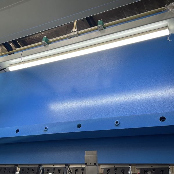 High Accuracy DA66T 8+1 AXIS Hudraulic Press Brakes CNC 110T 3200MM