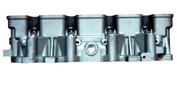 Engine Cylinder Head Mercedes Benz Engine Parts 300 TDI ERR 5027 ISO / CE