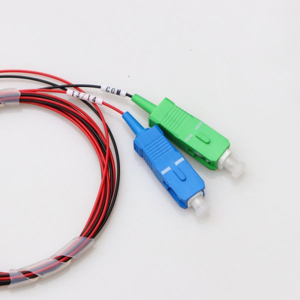 Трубки пакета оборудования WDM мультиплексора FWDM тройки SMF цена оптически стальной дешевая