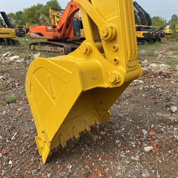 Кроллер Использованный экскаватор Komatsu PC240LC Гидравлический вторая рука мини экскаватор 24T