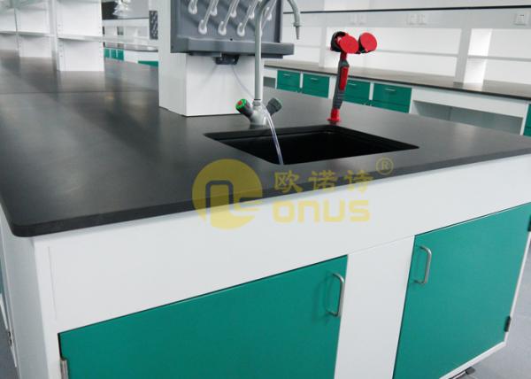 Resist moisture chemistry lab countertops with repairable Epoxy Resin