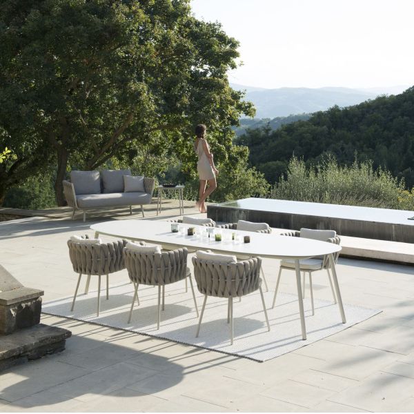 Home Office and Garden Patio Rattan Dining Set with Quick Dry Foam Cushions