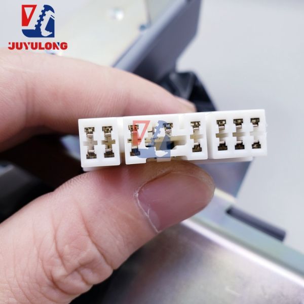 JUYULONG High Quality Throttle Switch Controller Assembly for  Excavator ZAX200 240 330 360-3 Construction Machinery Part