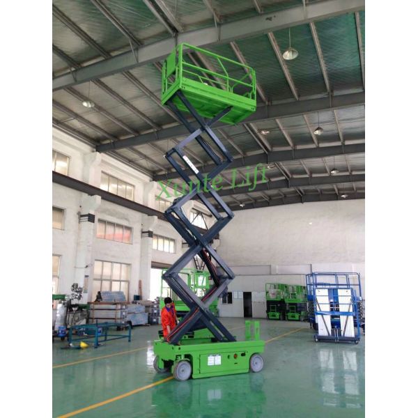 Factory Sale Electric Self Propelled Scissor Lift Table 10m Platform Height 320kg Loading capacity