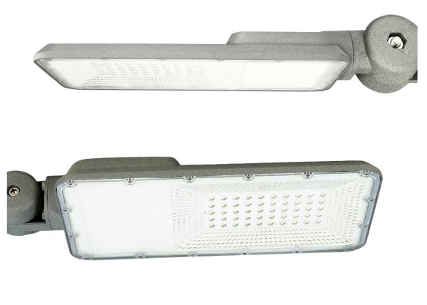 A luz de rua solar de poupança de energia 100W do corpo de alumínio integrou tudo em um