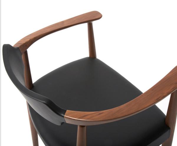 Pu Wooden Kennedy Armchair 480*460*760mm For Dining Room