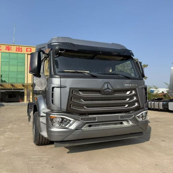 Chinese NX LDH Used Tractor Trailer Sinotruk HOWO  371horse power diesel manual