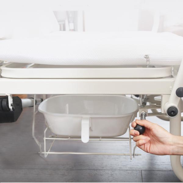 ISO13485 Steel Hospital Patient Bed Motorized Ward Medical Clinic Bed