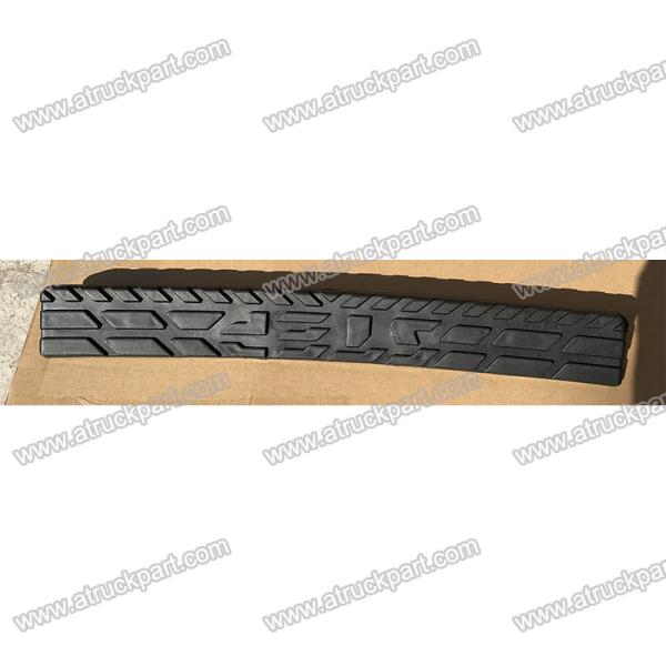 Upper Bumper Step Ganish For Nissan UD CWA451 CD48 CD45 Nissan Ud Truck Spare Body Parts