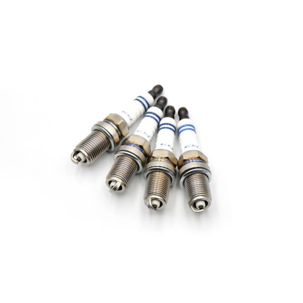 Factory Direct Copper Core Auto Spark Plug with 19 mm Reach 16 mm Hex and Heat Range 6 for BKR5EYA11 BKR6E11 BKR5E11