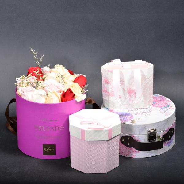 ECO - Friendly Recycled Luxury Paper Gift Box Flower Packing Classic Style