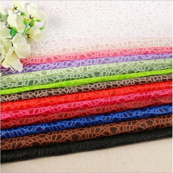 シートのパッケージでギフトの包装紙ロールを印刷するカスタマイズされたデジタル