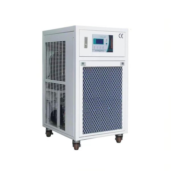 3Tr 60hz Air Cooled Scroll Type Chiller offering cooling solutions for commercial buildings factories and data centers with low noise operation
