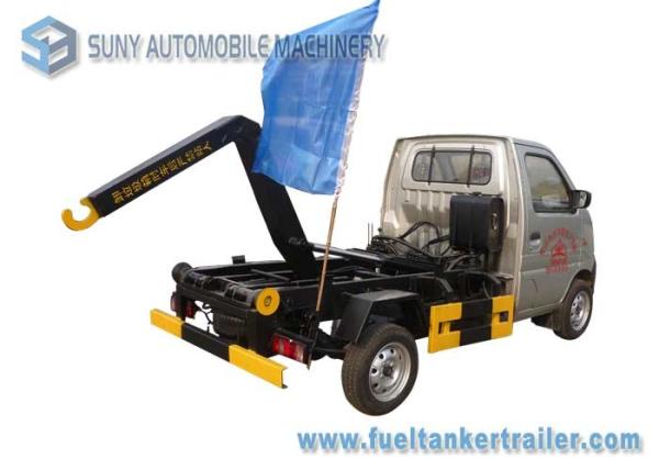 Changan 1cbm / 2cbm 4x2 Waste Trucks 2 Axles 53HP With Diesel Arm Hook