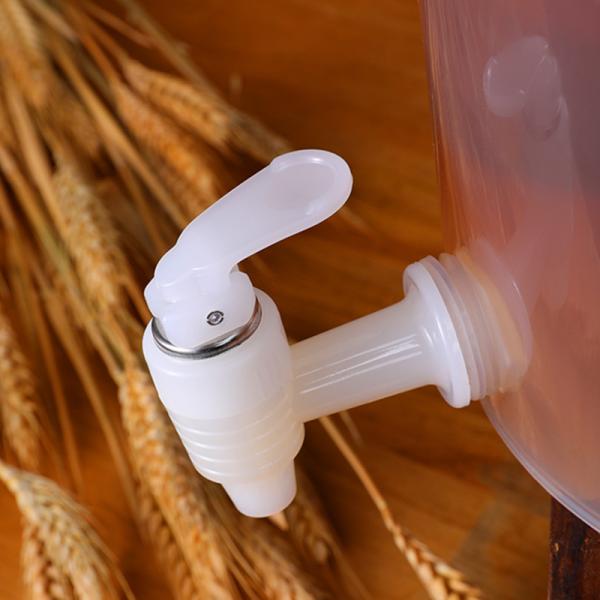 Equipamento de cervejaria ecológico de 5 litros de capacidade Barris de vinho plástico Enzima Barril de cerveja com torneira