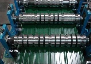 PLC Control Roof / Wall Panel Color Steel Plate Roll Forming Machinery CE Approved
