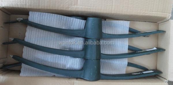 Technics One Piece Drop Forged Grade DIY 2KG P410 Round Eye Pickaxe Mattock Steel Pick