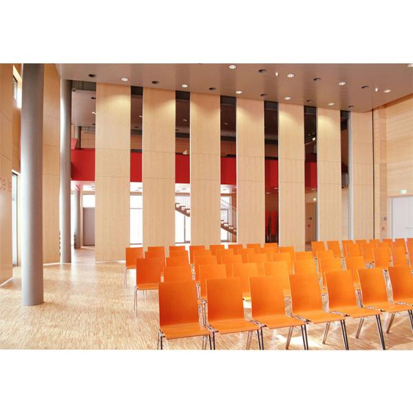 Isolement acoustique temporaire des murs de cloisons coulissantes pour les bureaux