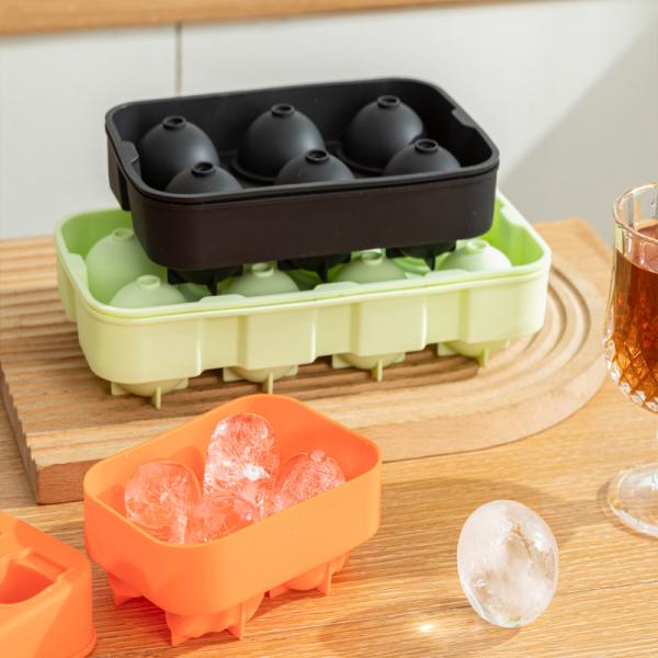 Silicone Ice Cube Trays,Large Size Silicone Ice Cube Molds with Leak Proof Removable Lid Square Ice Cube Tray And BPA Free for Cocktail,Whiskey, Stackable Flexible Ice