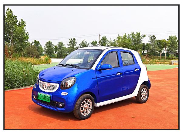4 Seats Motorized Golf Cart 5kw Benz Smart Style 6v 220ah With 180 Km Range