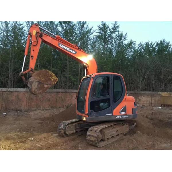 Excavadora DX75 usada, de segunda mano sin pintar Excavadora Doosan
