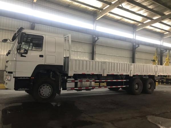 Capacidade do tanque de combustível de 300-400L camiões de carga usados para transporte escolher entre vários modelos