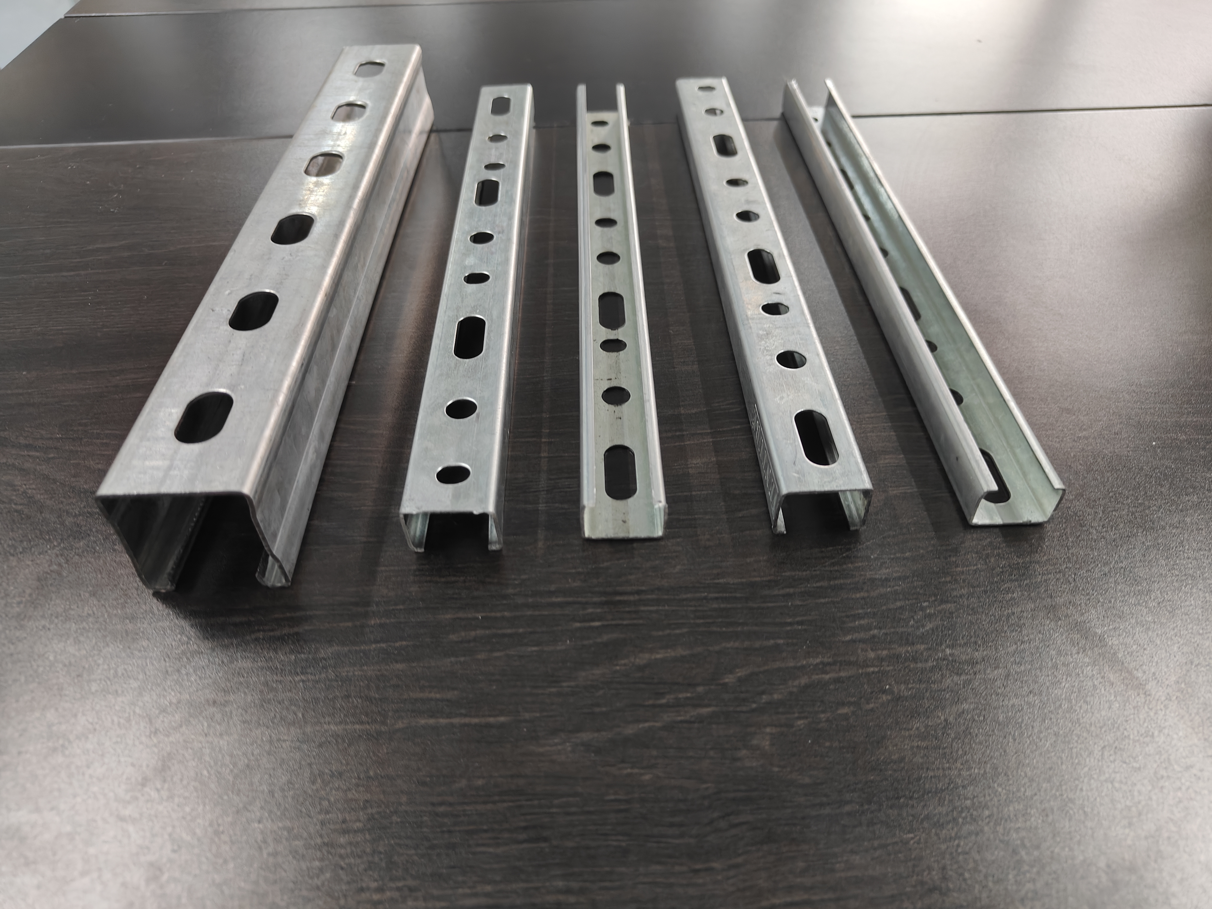 Unistrut Channels 25x16 Galvanized Cold Formed C Channel Steel with Consistent Mechanical Performance and Durable Surface Protection