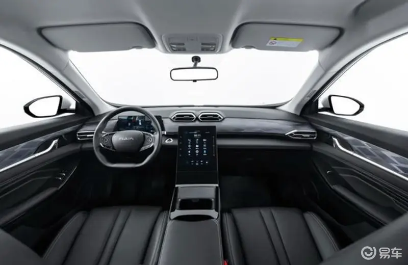 S - 01 Midium EV SUV DongFeng New Energy Electric Vehicle 4670 X 1900 X 1613MM 445KM