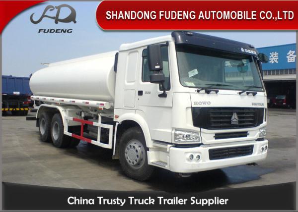 Heavy Duty Water Tanker Truck 10001 - 20000L Volume 6 × 2 4 × 4 Drive Wheel