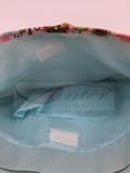 Various Colors / Sizes Polyester Handbags For Women Waterproof Leisure Style